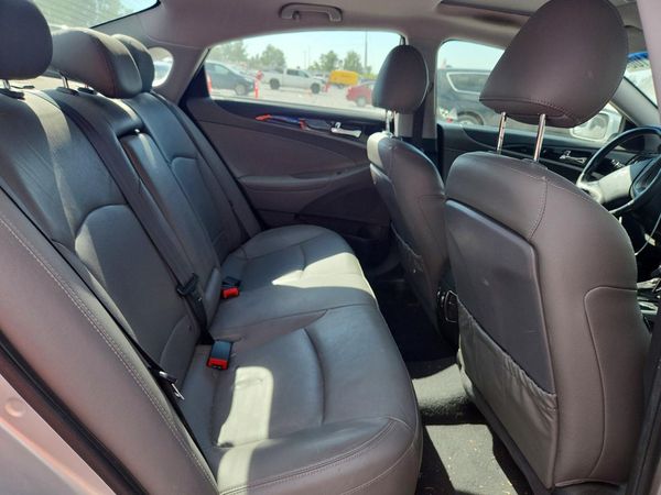 2013 HYUNDAI SONATA