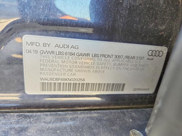 2019 AUDI A8 quattro L