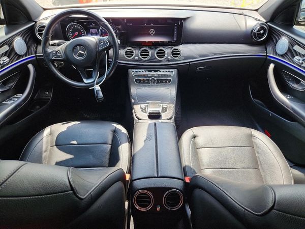 2018 MERCEDES-BENZ E E300