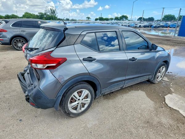 2020 NISSAN KICKS
