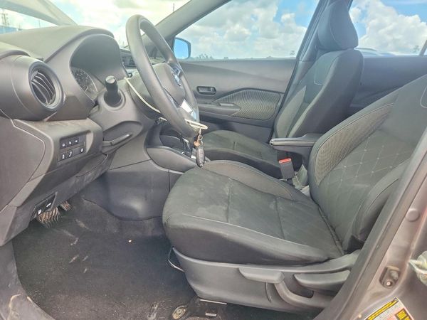 2020 NISSAN KICKS