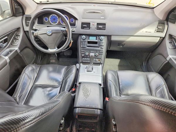 2013 VOLVO XC90
