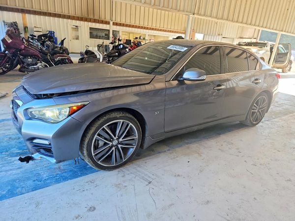 2015 INFINITI Q50
