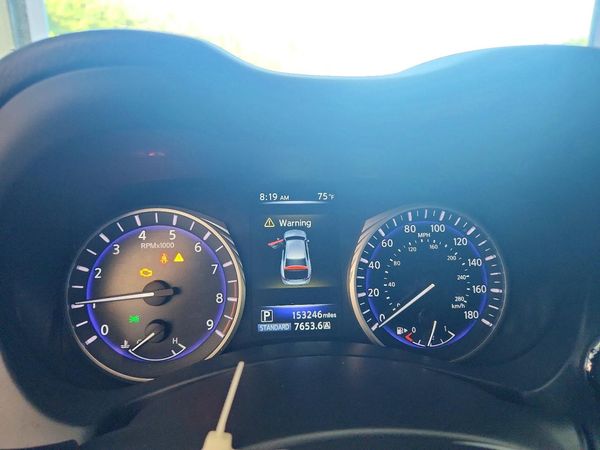 2015 INFINITI Q50