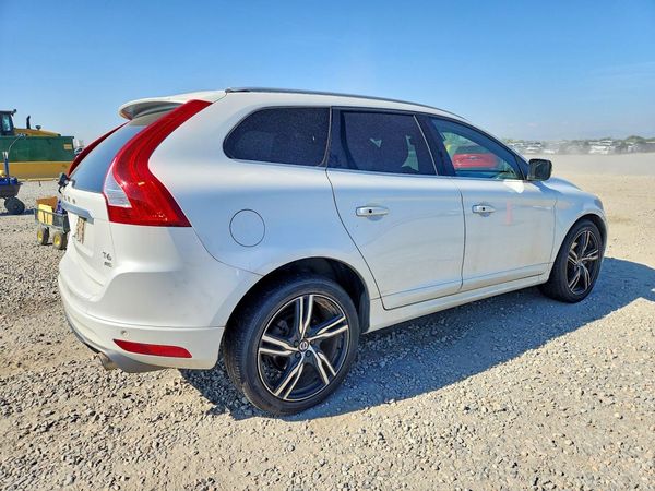2017 VOLVO XC60