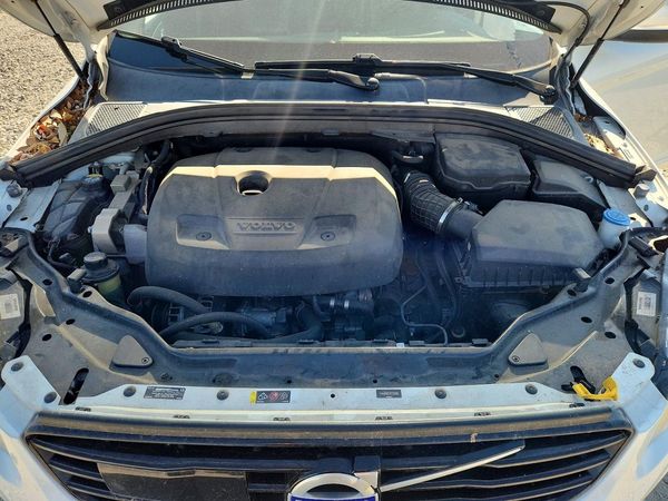 2017 VOLVO XC60