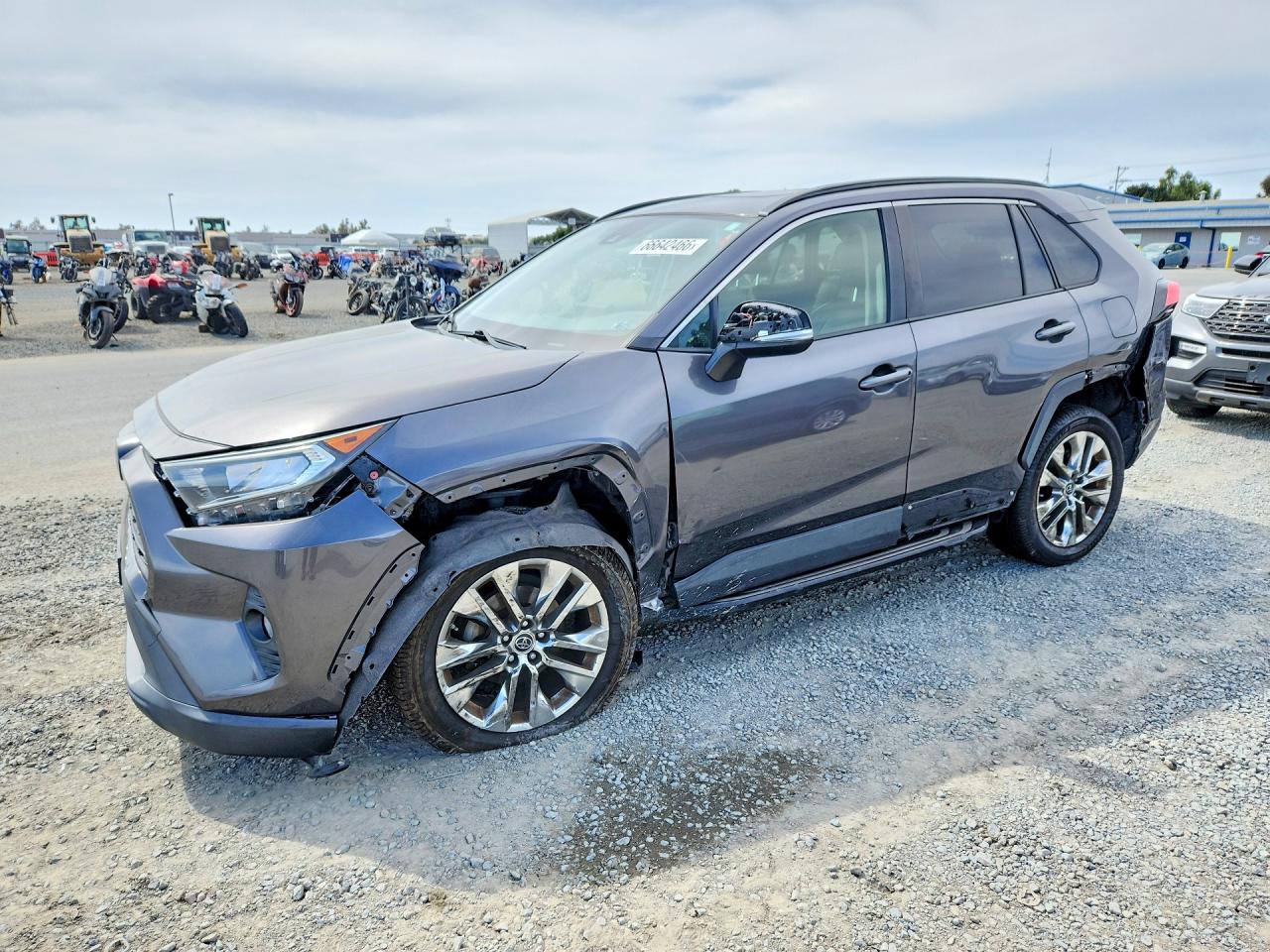 2019 TOYOTA RAV4 XLE Premium