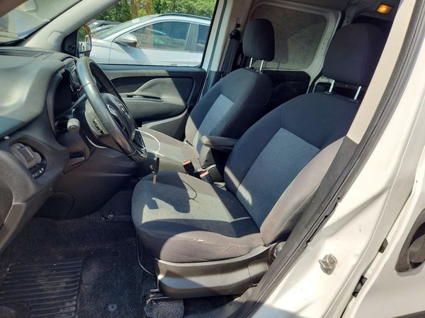 2015 RAM PROMASTER CITY ST