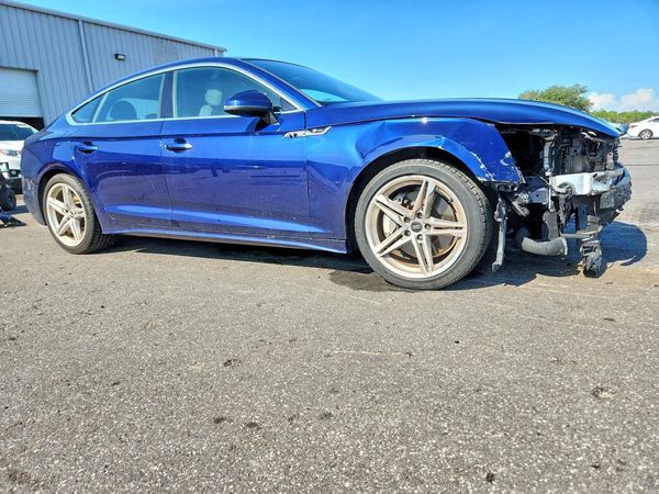 2022 AUDI A5