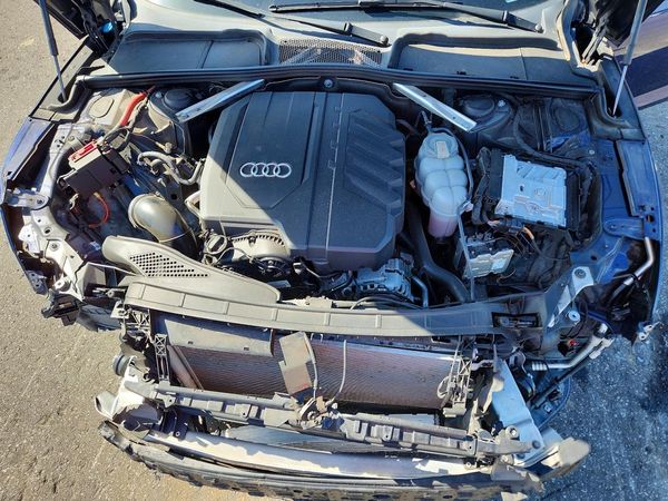 2022 AUDI A5