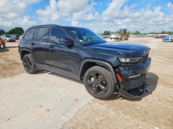 2024 JEEP GRAND CHEROKEE