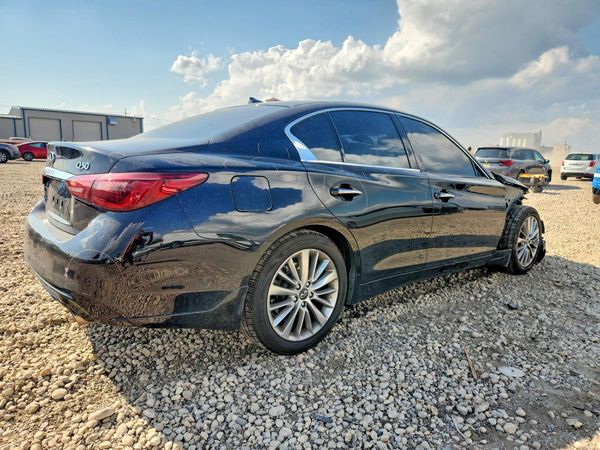 2021 INFINITI Q50
