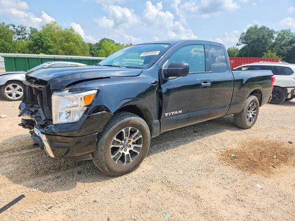 2024 NISSAN TITAN