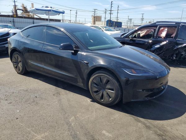 2026 TESLA MODEL 3