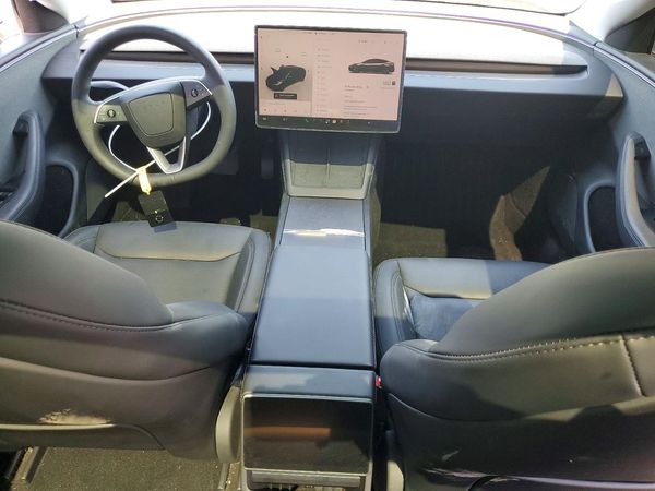 2026 TESLA MODEL 3