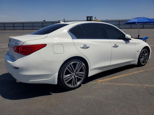 2017 INFINITI Q50
