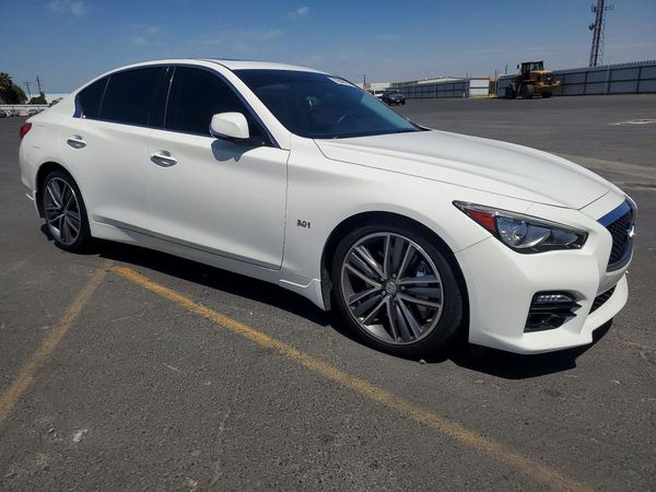 2017 INFINITI Q50