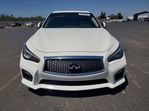 2017 INFINITI Q50