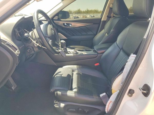 2017 INFINITI Q50