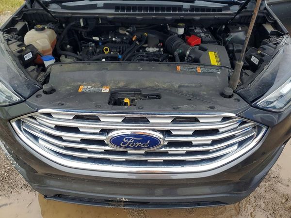 2019 FORD EDGE — Engine bay