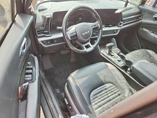2023 KIA SPORTAGE SX-PRESTIGE or SX-P