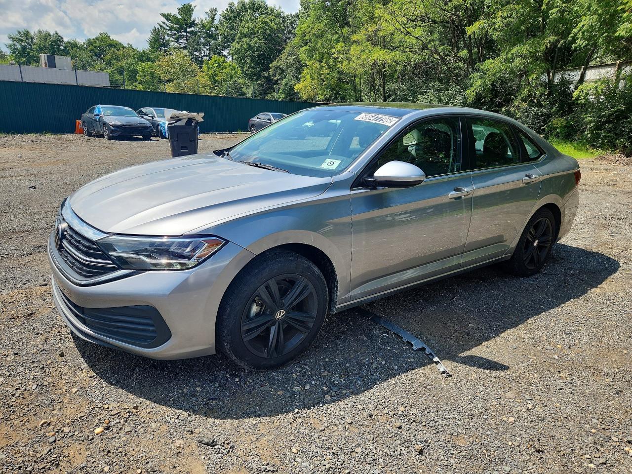 2022 VOLKSWAGEN JETTA SE w/ Sunroof