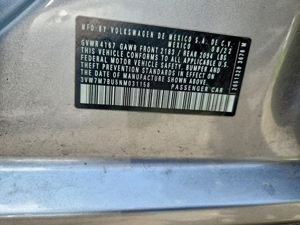 2022 VOLKSWAGEN JETTA SE w/ Sunroof