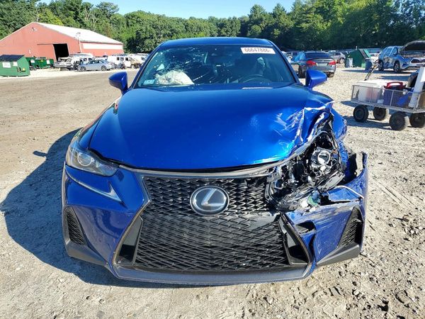 2018 LEXUS IS
