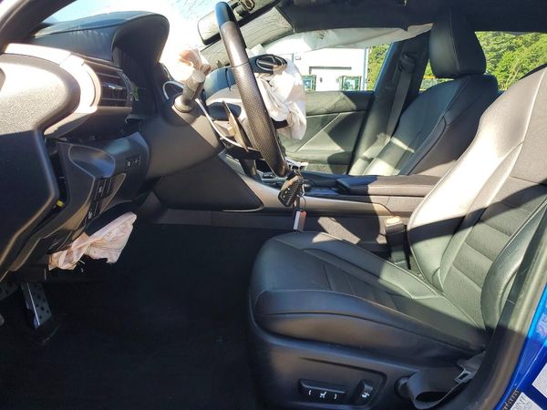 2018 LEXUS IS