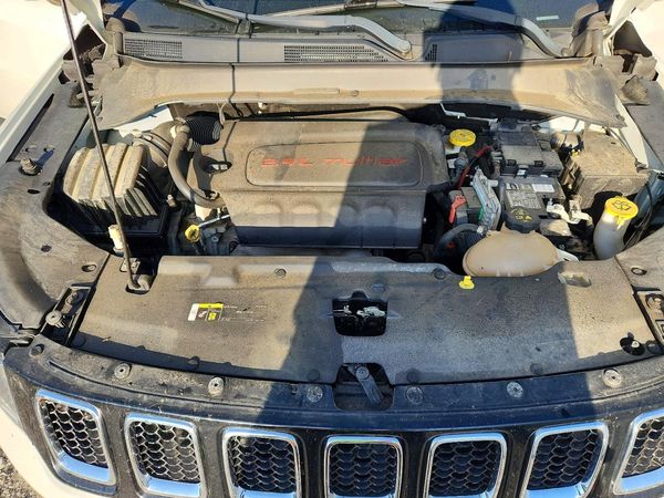 2018 JEEP COMPASS Limited — Engine bay