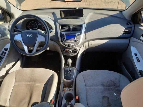 2014 HYUNDAI ACCENT