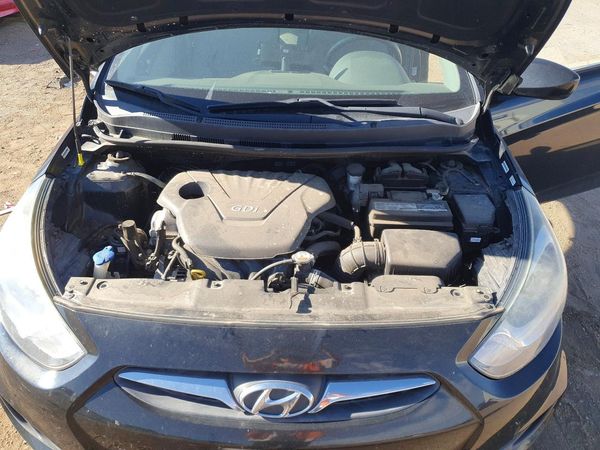2014 HYUNDAI ACCENT