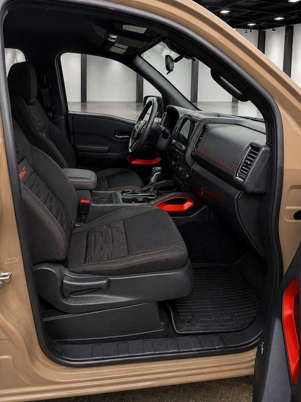 2024 NISSAN FRONTIER