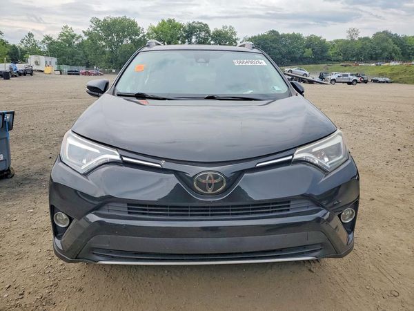 2017 TOYOTA RAV4 Ltd/SE Platinum