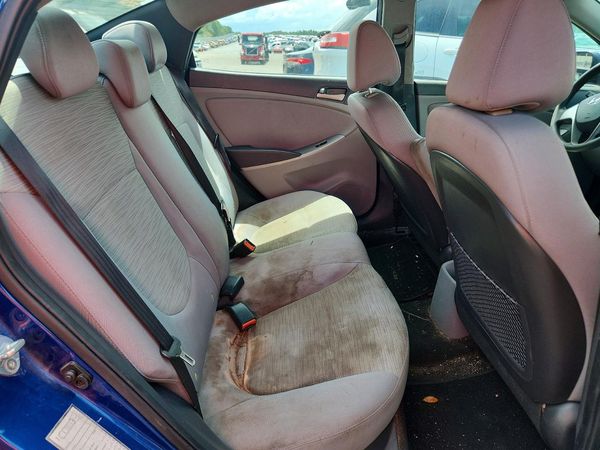 2017 HYUNDAI ACCENT SE Base