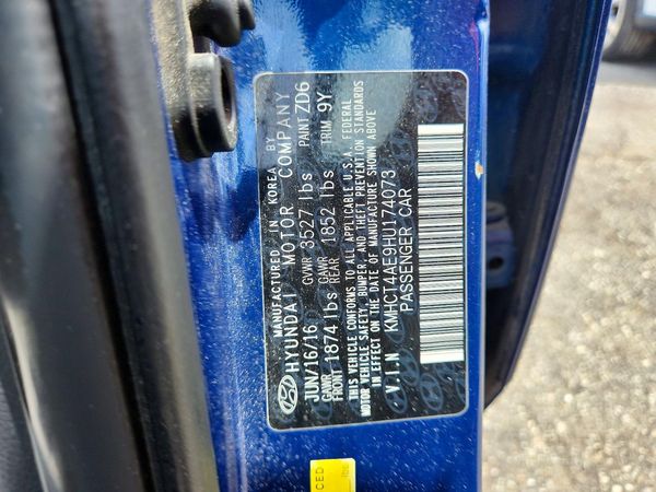 2017 HYUNDAI ACCENT SE Base