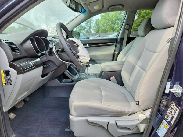 2012 KIA SORENTO GL(Middle-low grade)