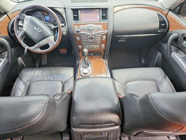 2017 INFINITI QX80