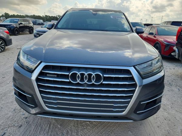 2017 AUDI Q7