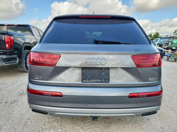 2017 AUDI Q7