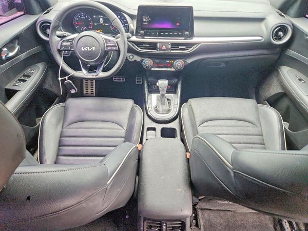 2024 KIA FORTE