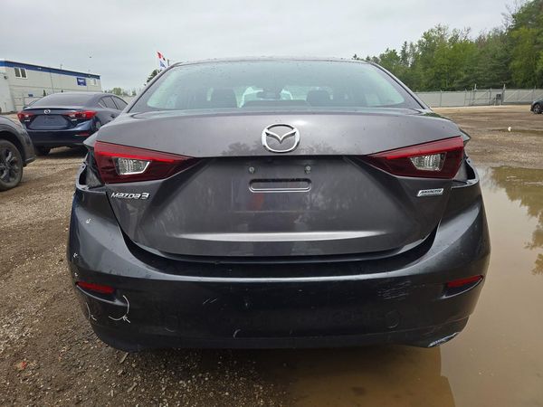2018 MAZDA 3 Touring