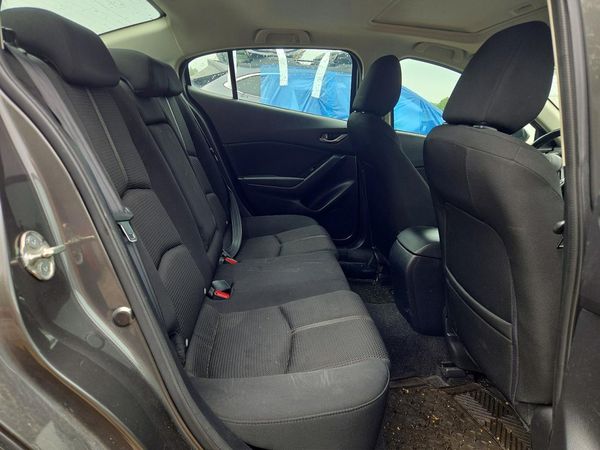 2018 MAZDA 3 Touring