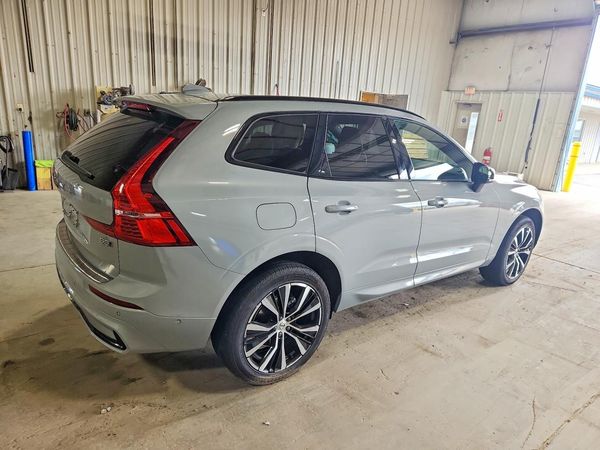 2024 VOLVO XC60 Ultimate Dark — PSRA
