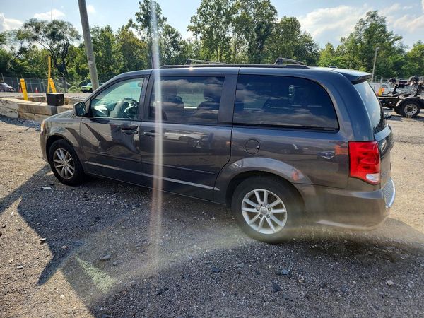 2015 DODGE CARAVAN SXT — DSRA