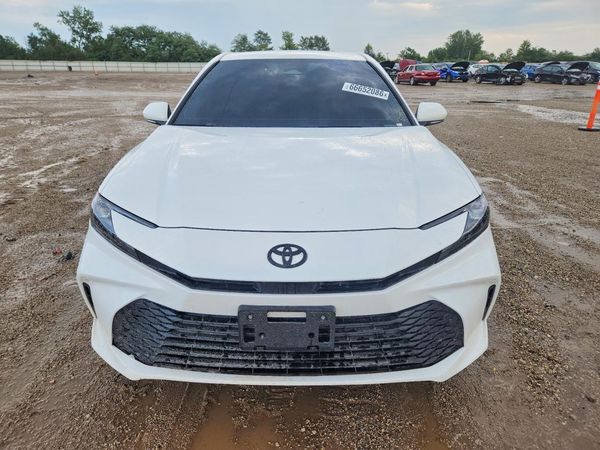2025 TOYOTA CAMRY