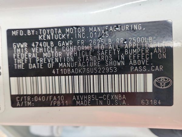 2025 TOYOTA CAMRY
