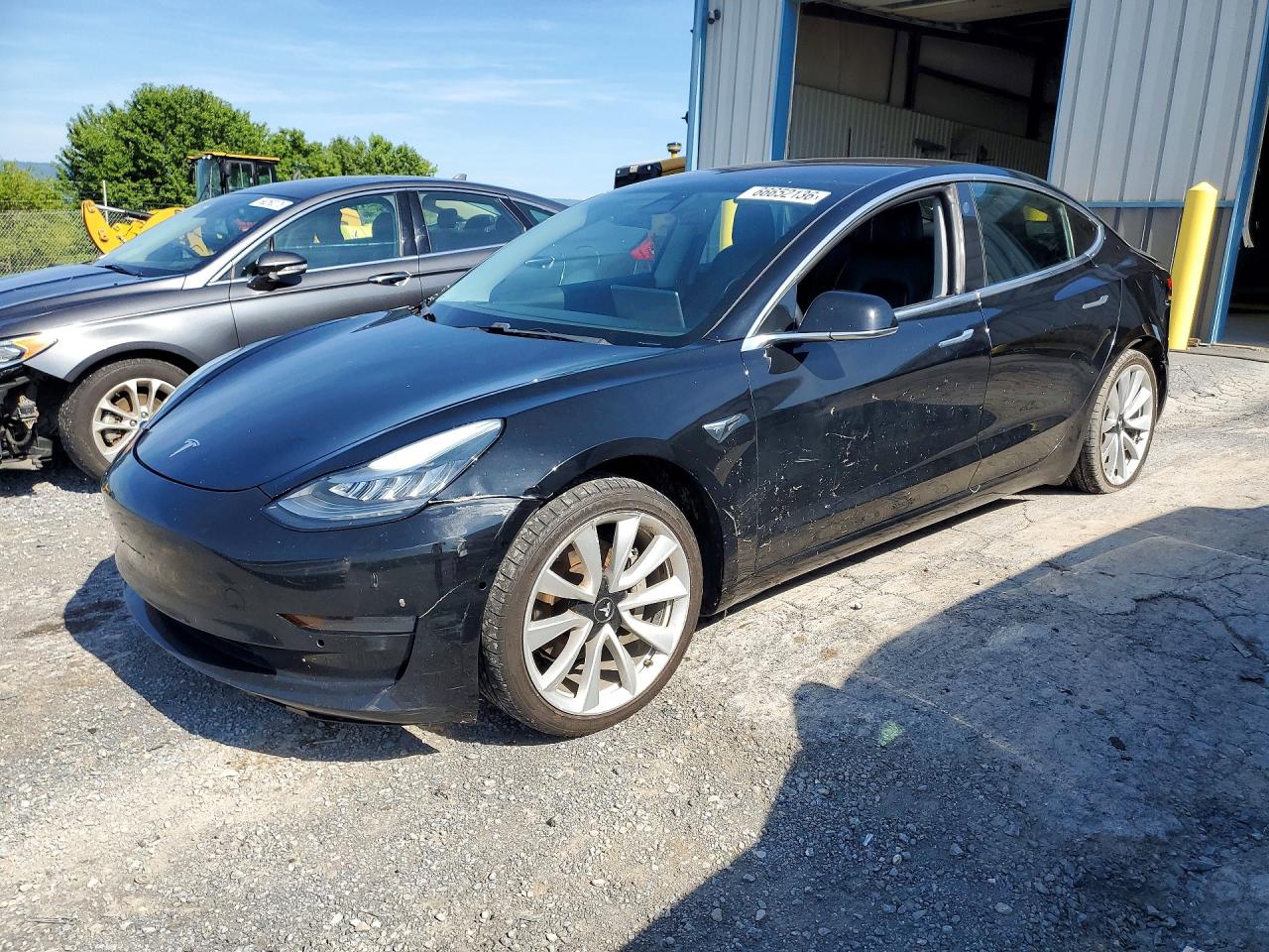 2018 TESLA MODEL 3
