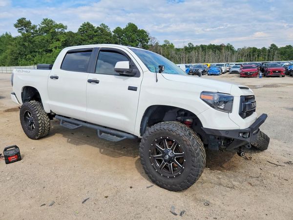 2016 TOYOTA TUNDRA