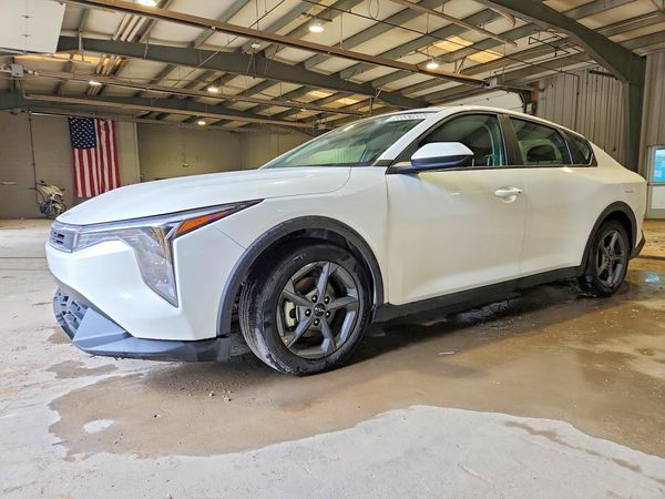 2026 KIA K4 LX, LXS